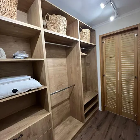 Anna's Blloku * Tirana