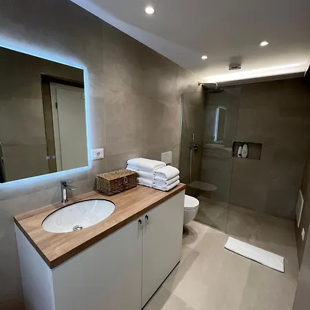 Anna's Blloku Apartment *