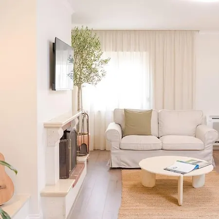 Anna's Blloku Tirana